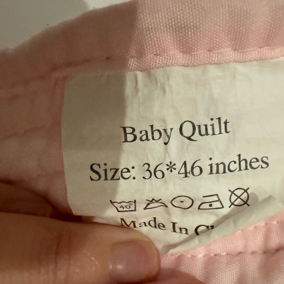 Pink Baby Quilt (crib) - Picture 5 of 5